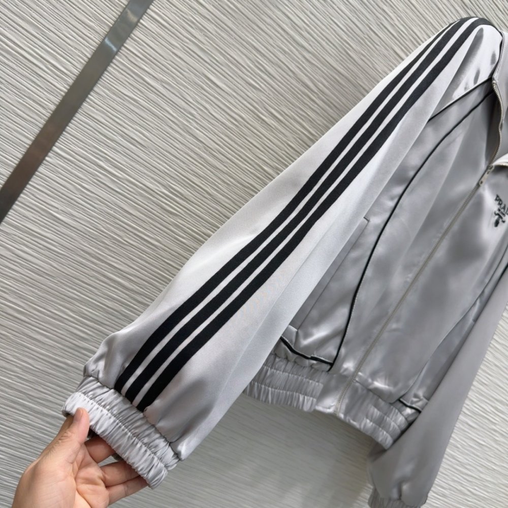 Кофта жіноча фото 6