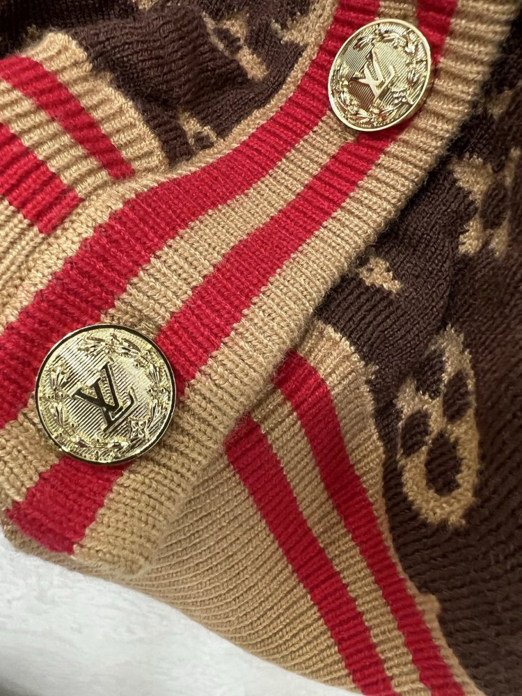 Кофта жіноча фото 6