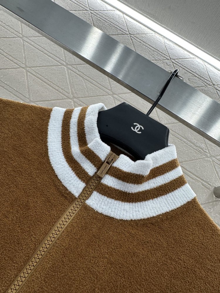 Кофта жіноча фото 7