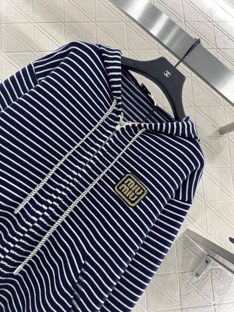 Кофта жіноча фото 7