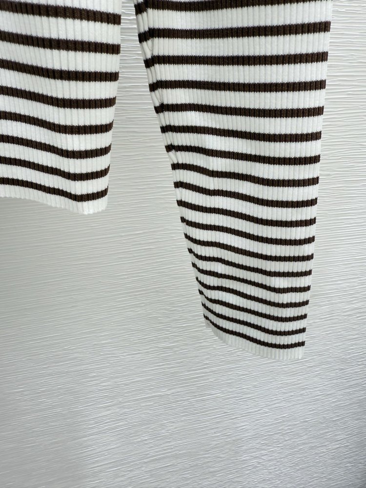 Кофта жіноча фото 7