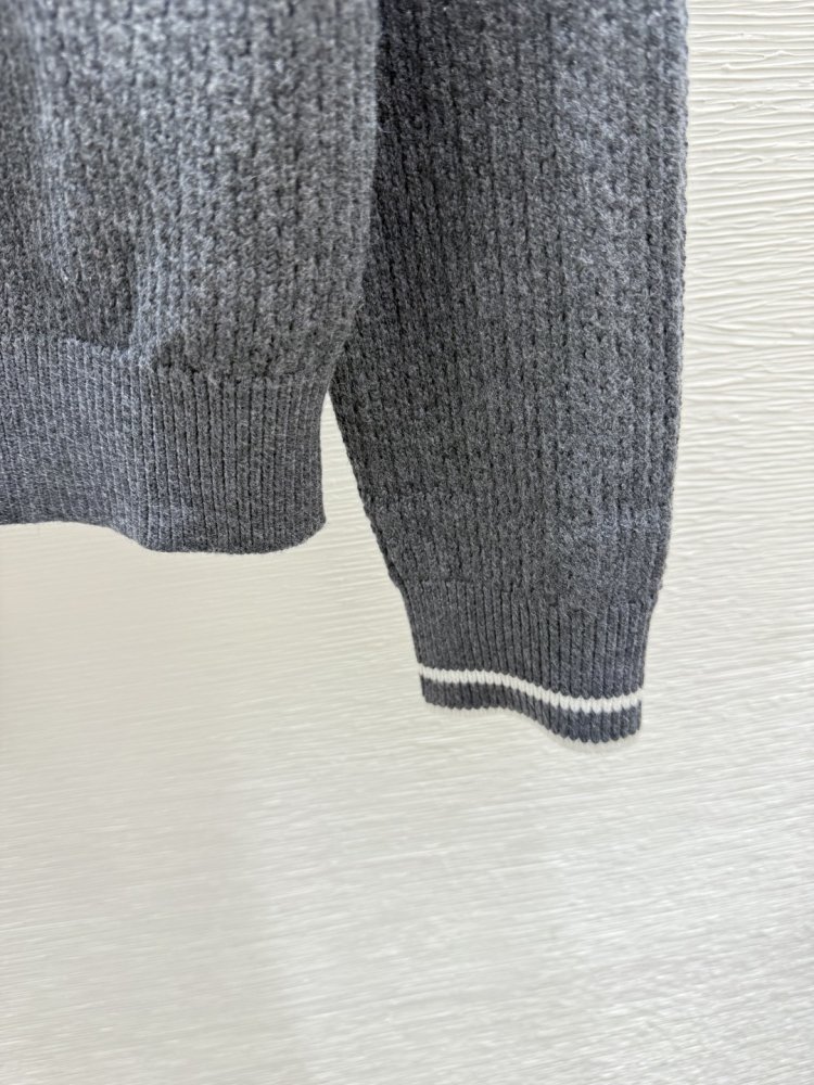 Кофта жіноча фото 7