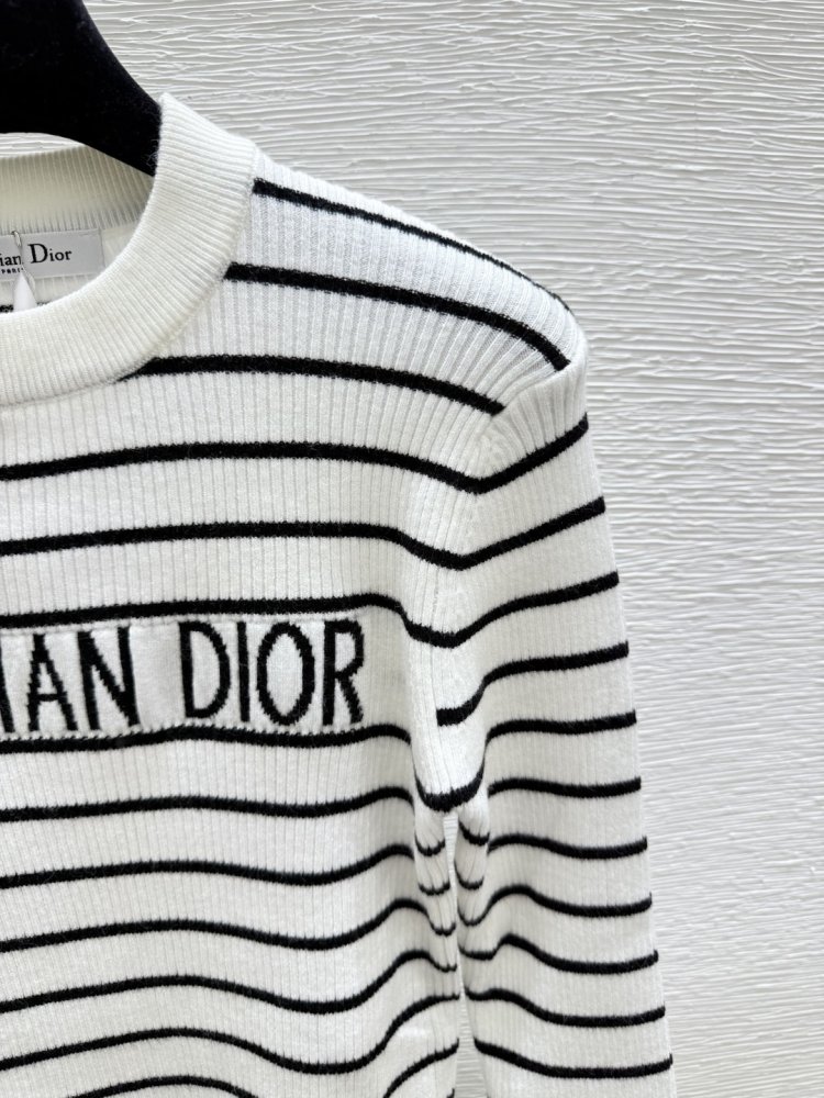 Кофта жіноча фото 7