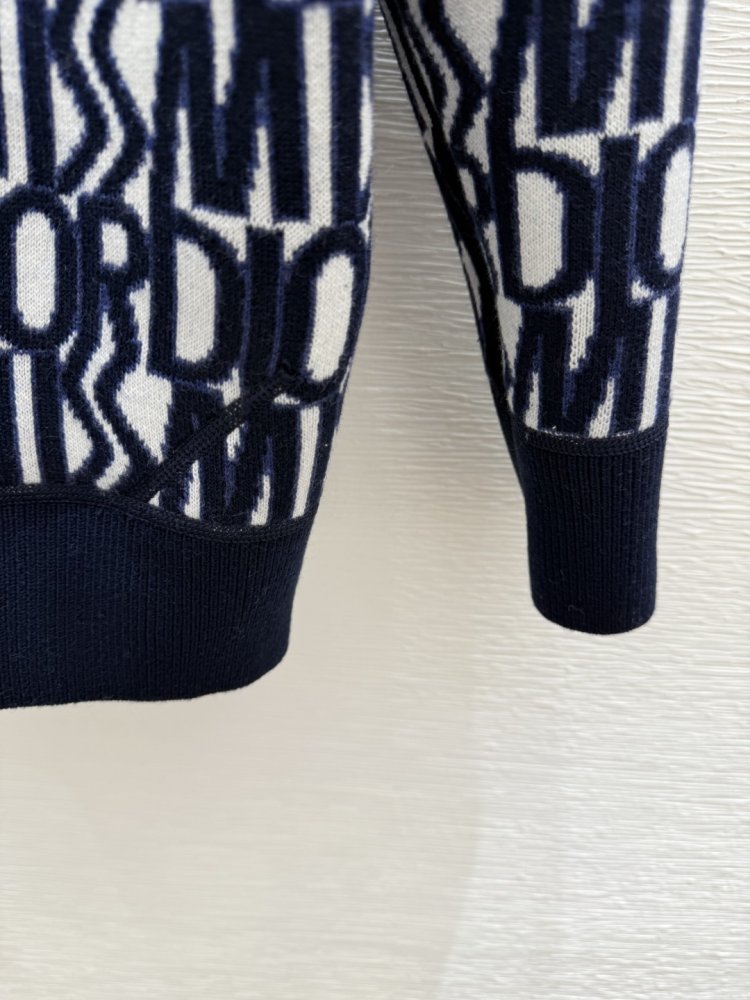 Кофта жіноча фото 7