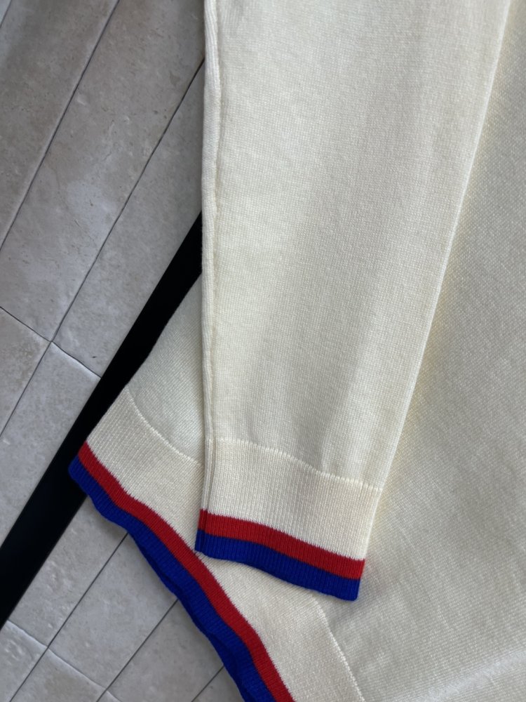 Кофта жіноча фото 7