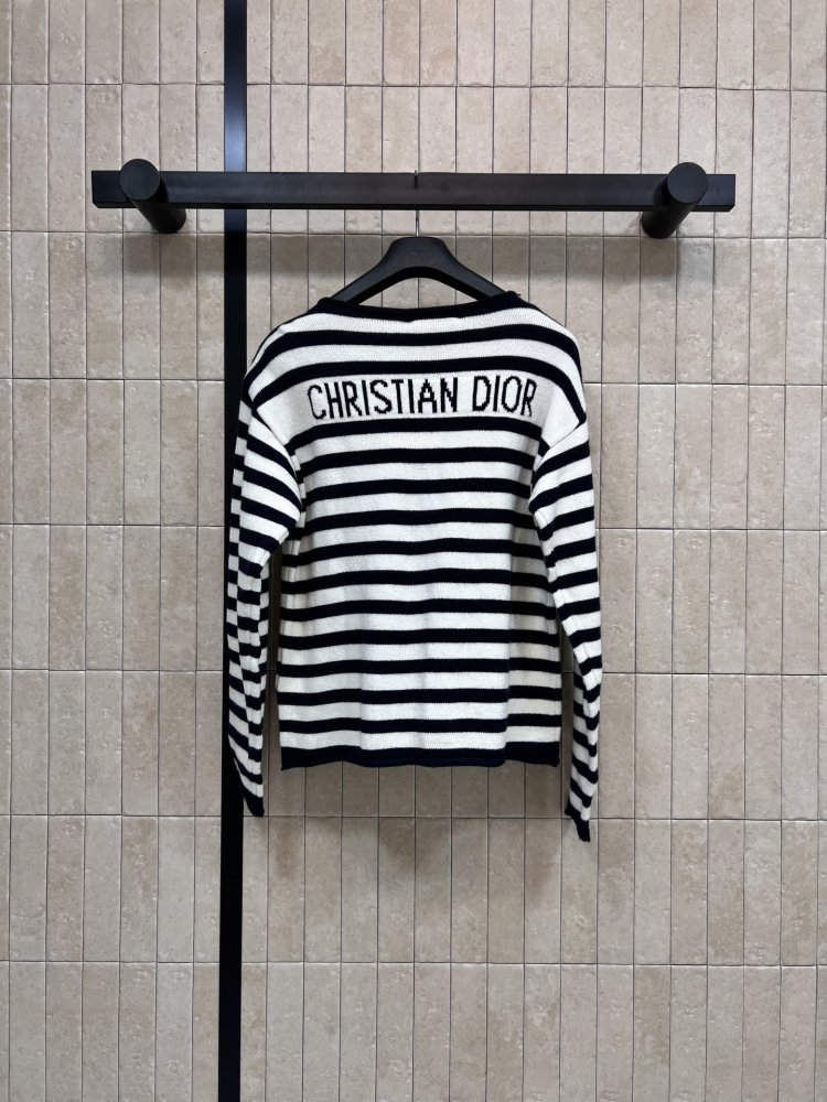 Кофта жіноча фото 7