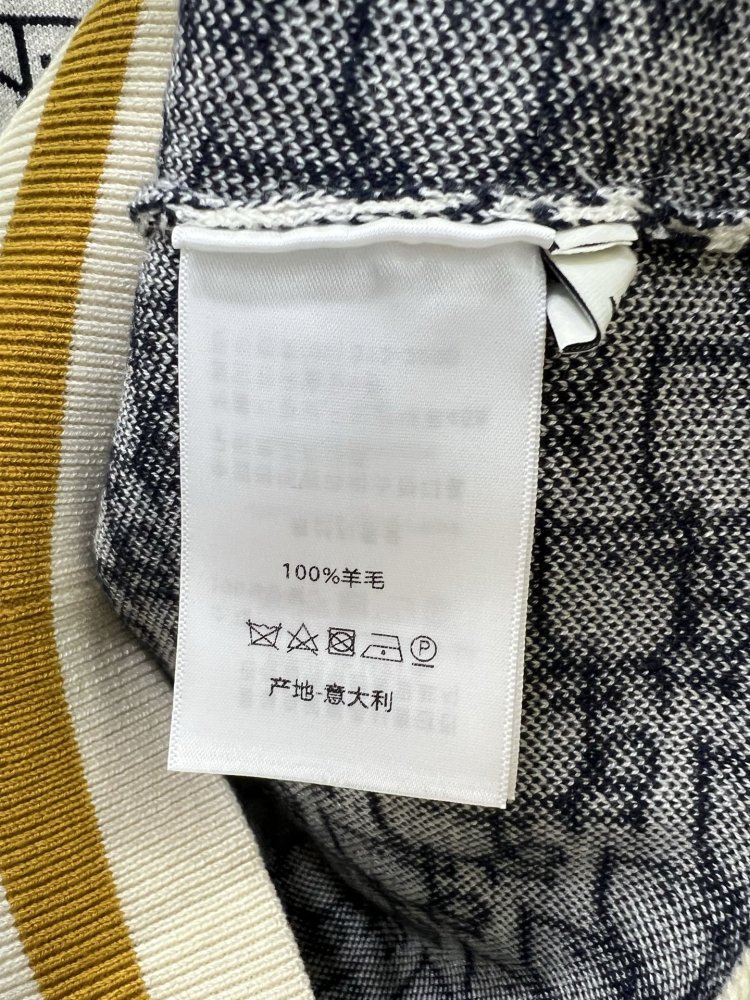 Кофта жіноча фото 7