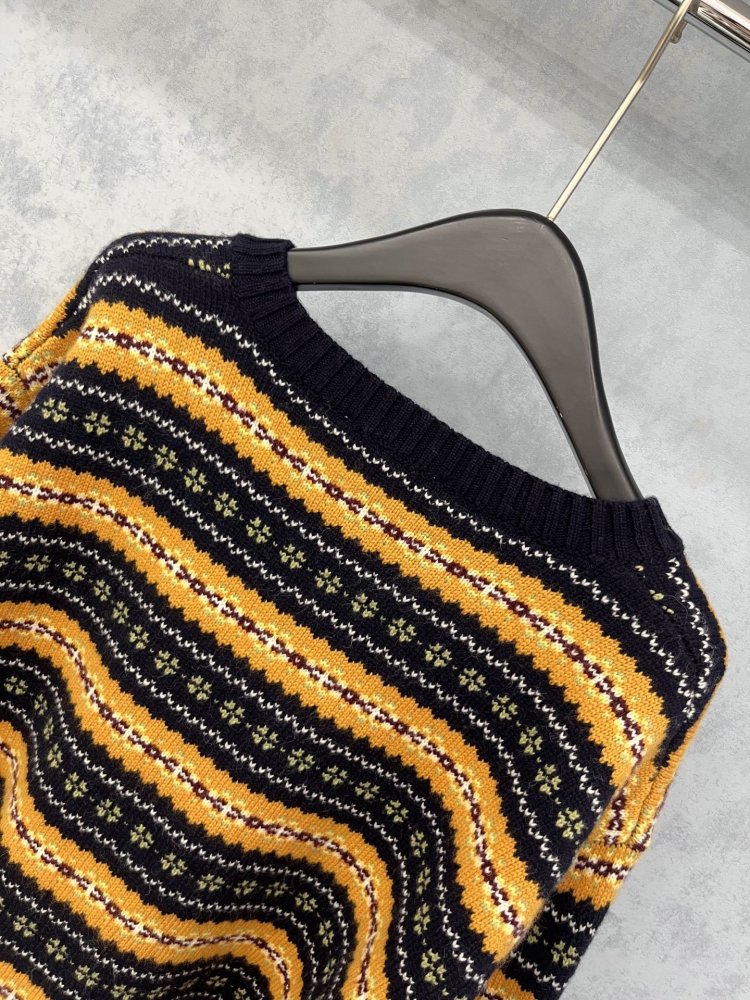 Кофта женская фото 7