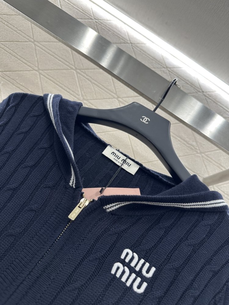 Кофта жіноча фото 8