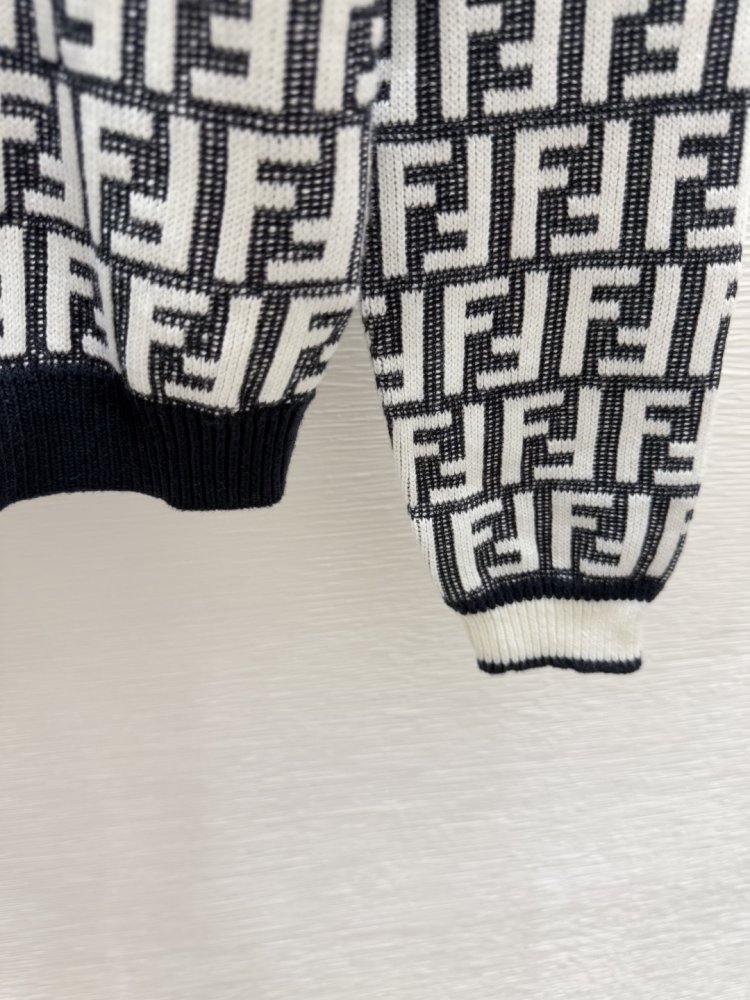 Кофта жіноча фото 8