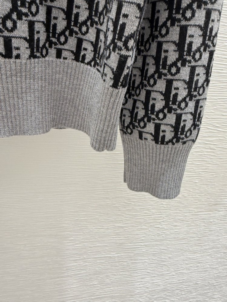 Кофта жіноча фото 8