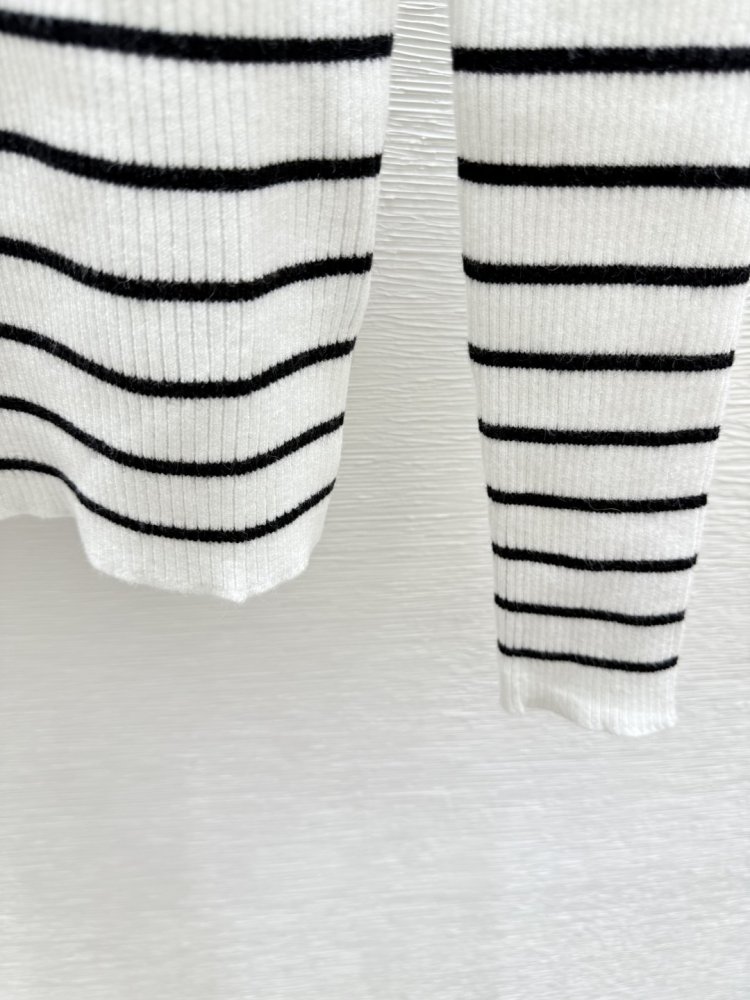 Кофта жіноча фото 8