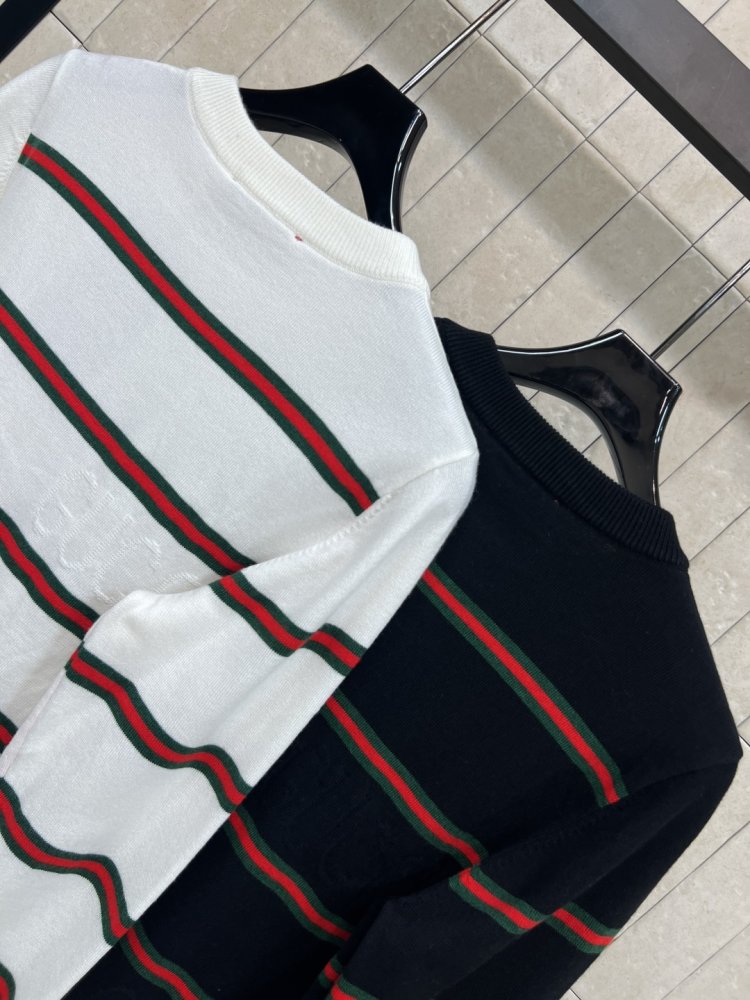 Кофта жіноча фото 8