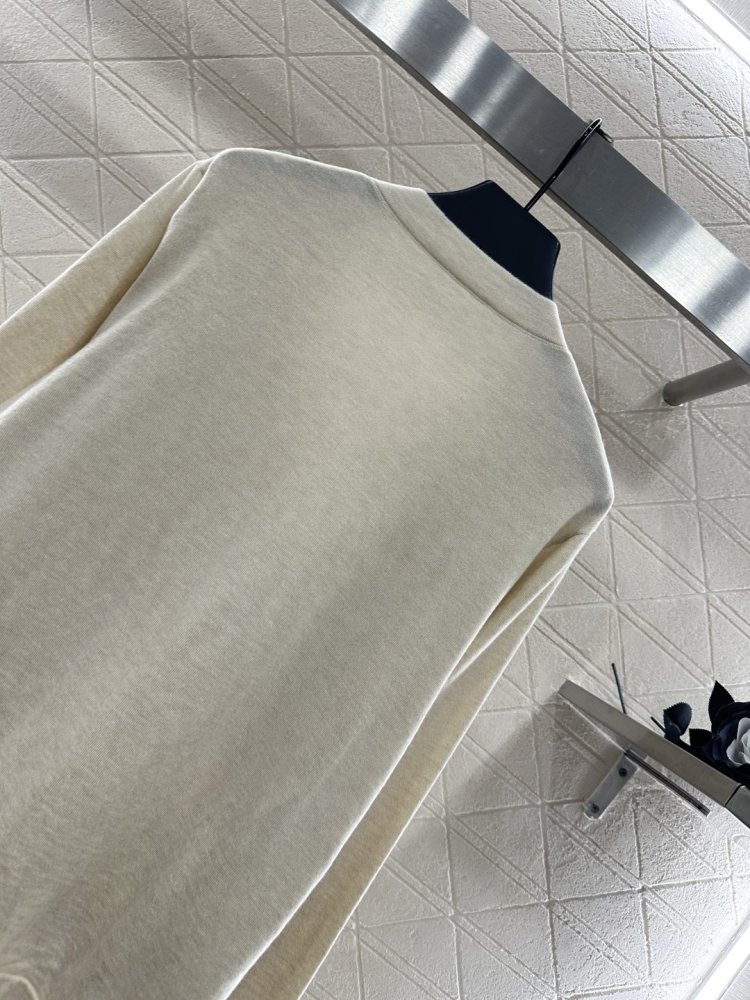 Кофта жіноча фото 8