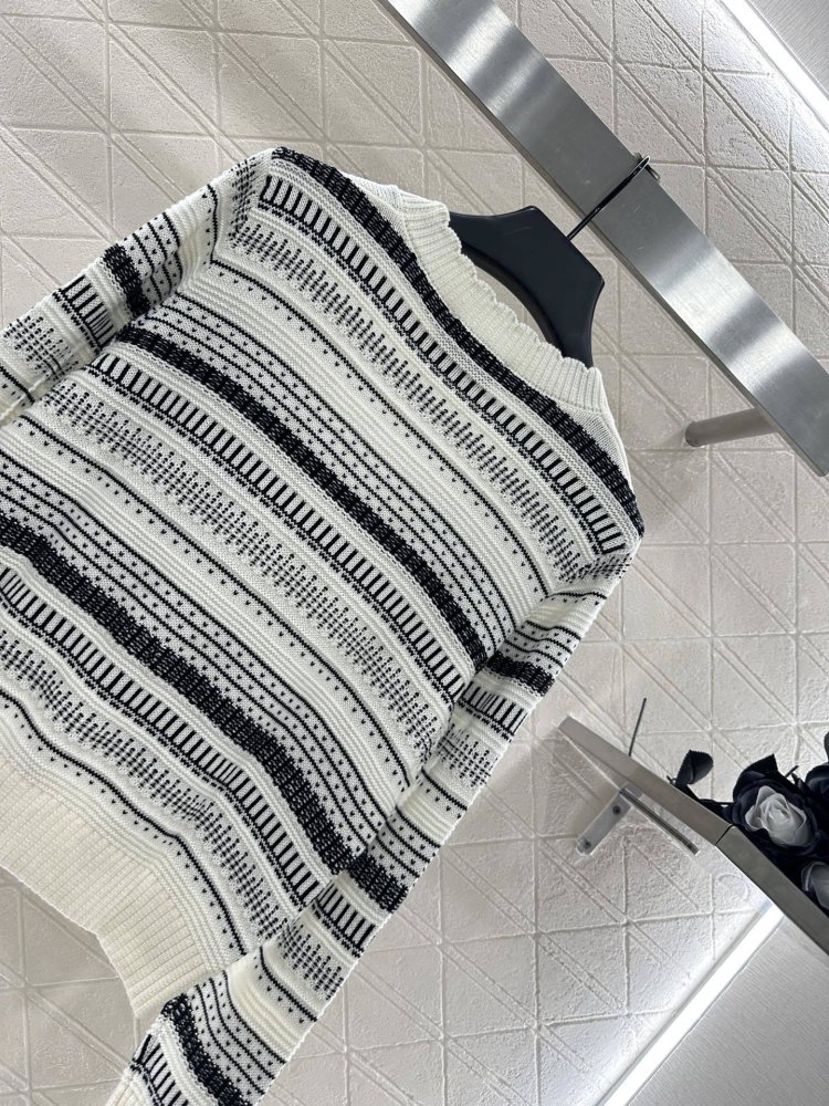 Кофта жіноча фото 8