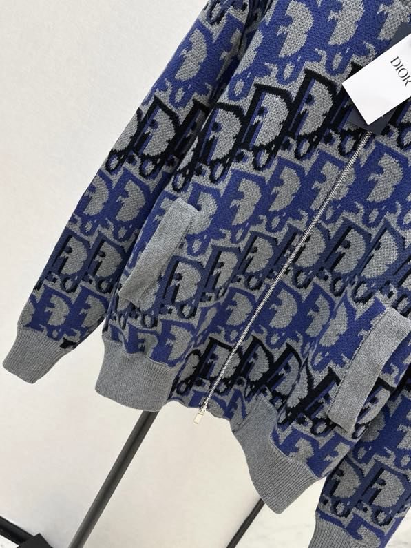 Кофта жіноча фото 8