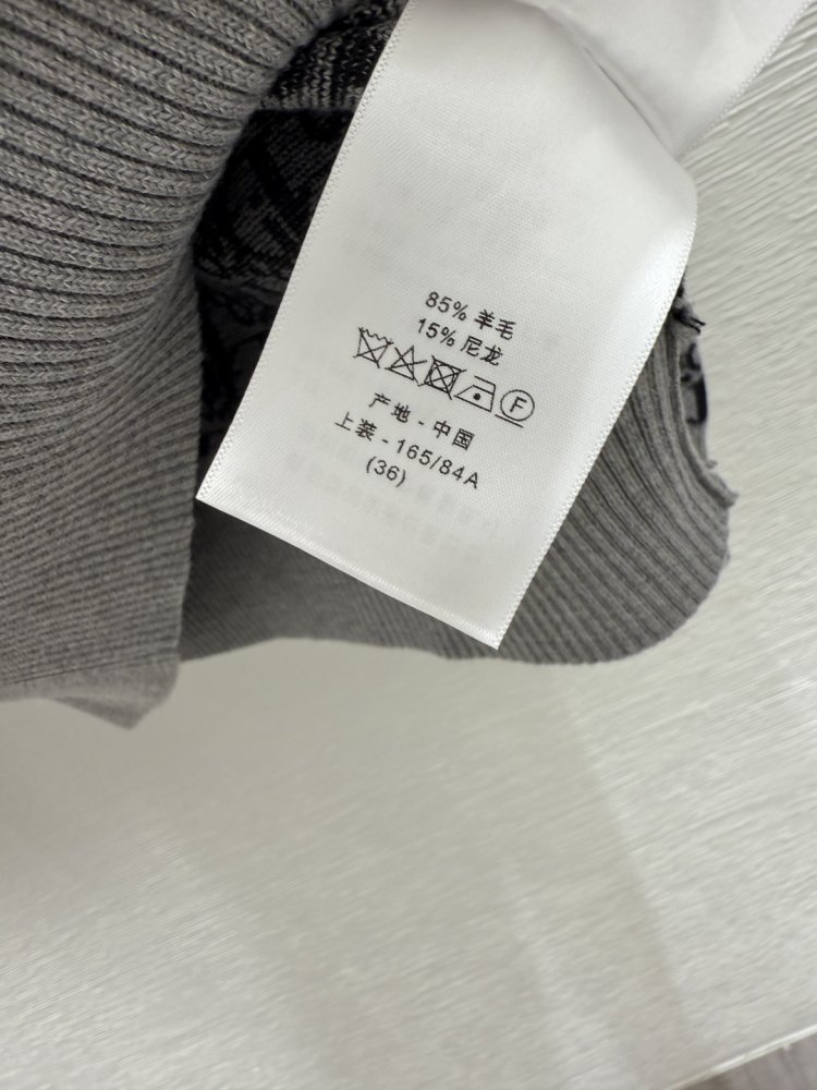 Кофта жіноча фото 9