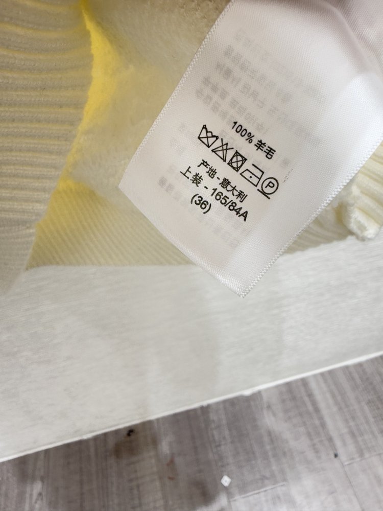 Кофта жіноча фото 9