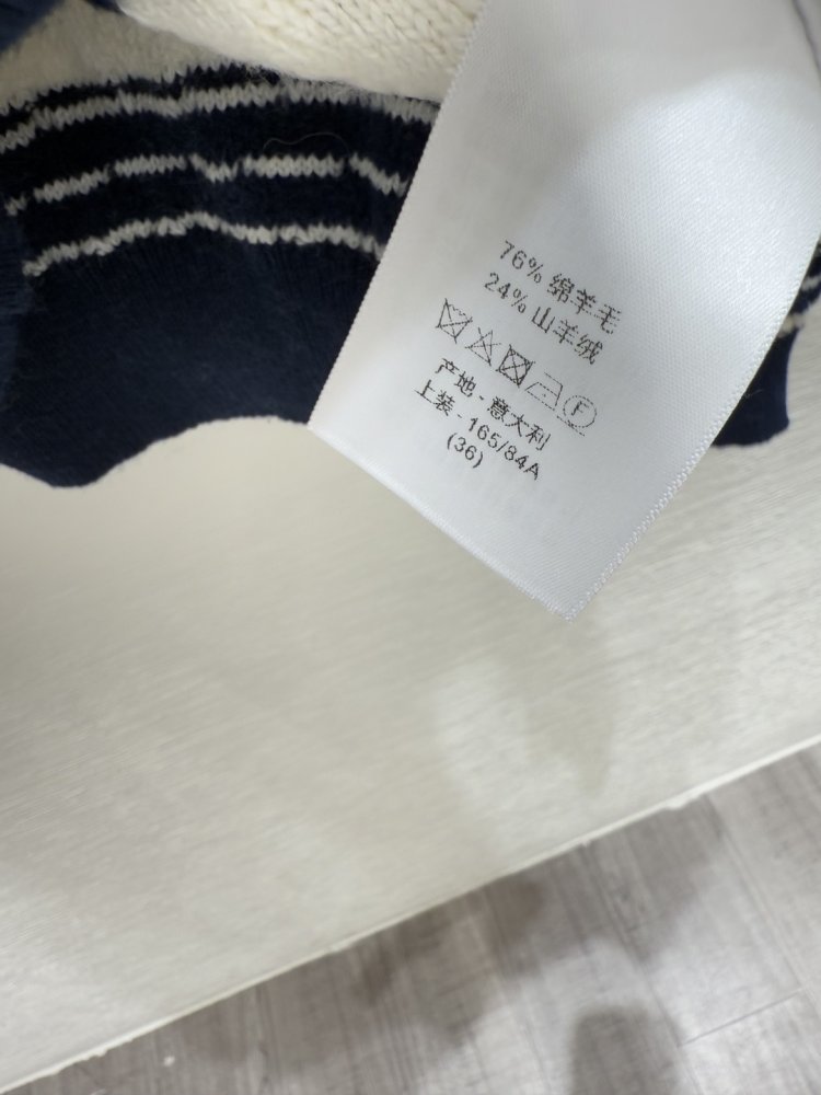 Кофта жіноча фото 9