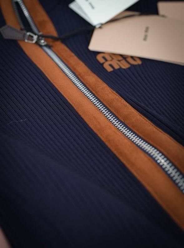 Кофта жіноча фото 9