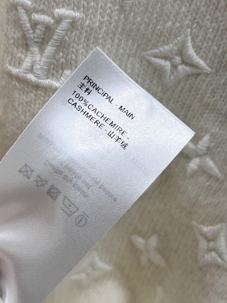 Кофта жіноча фото 9