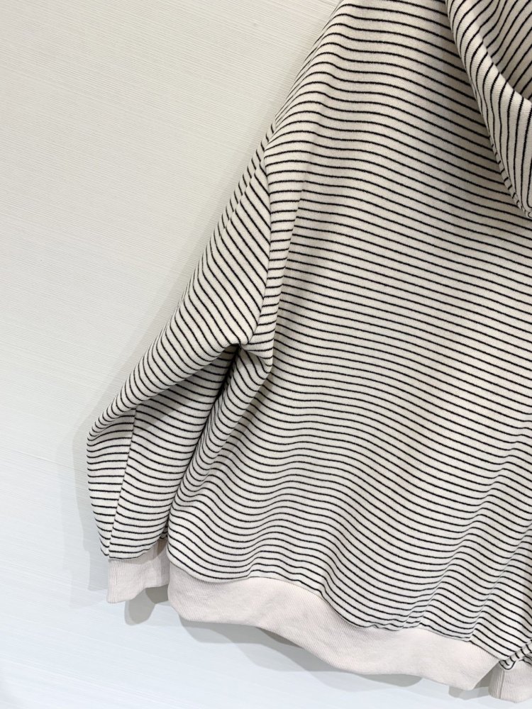 Кофта жіноча фото 9