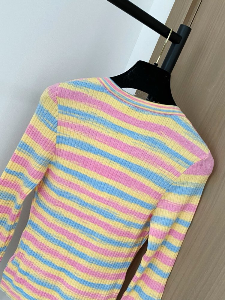 Кофта жіноча фото 9