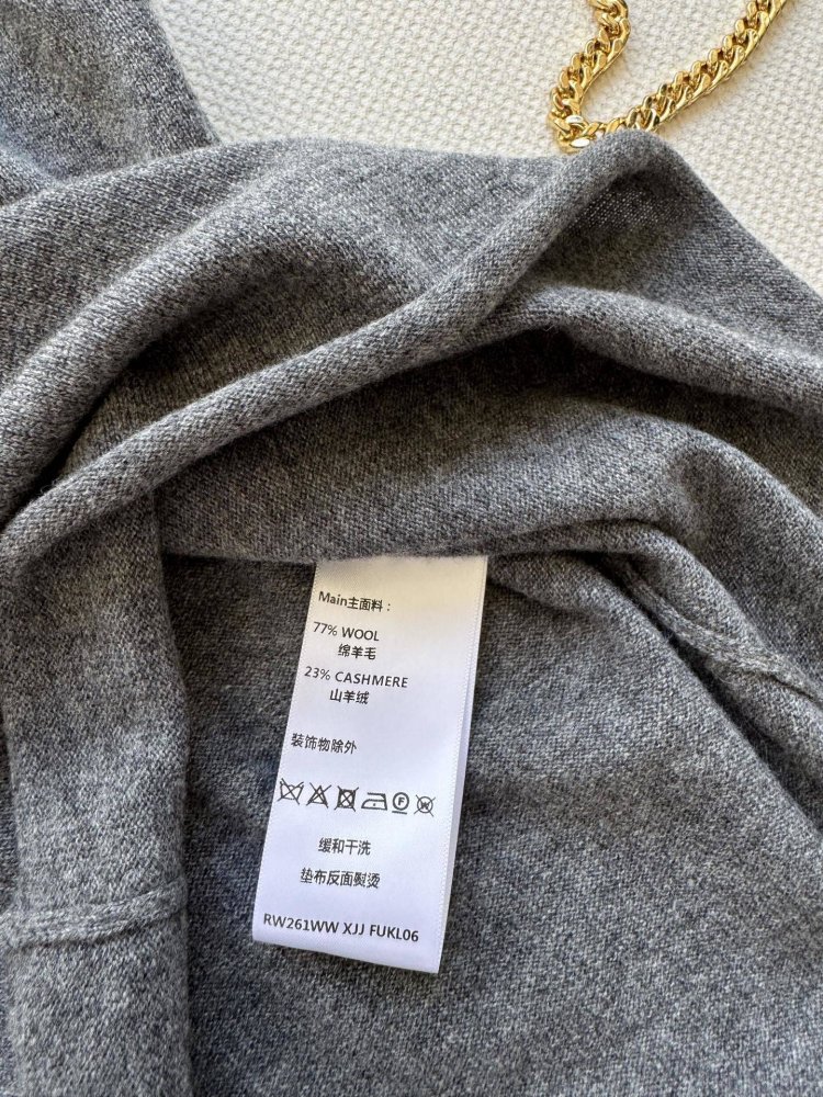 Кофта жіноча фото 9