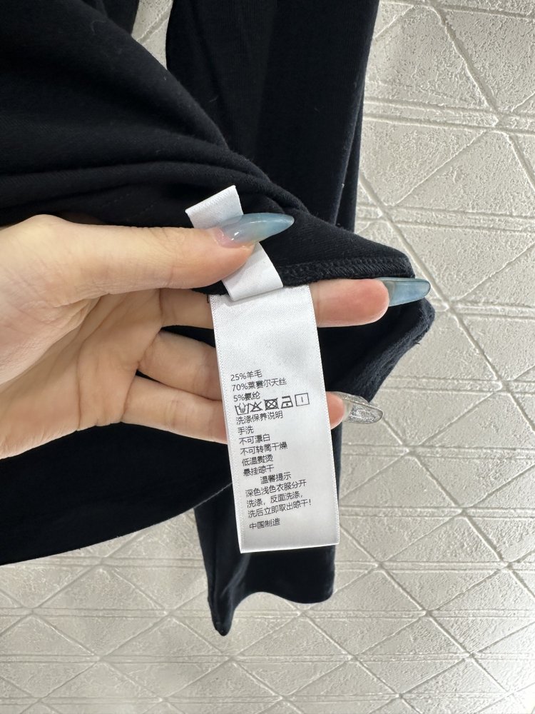 Кофта жіноча фото 9