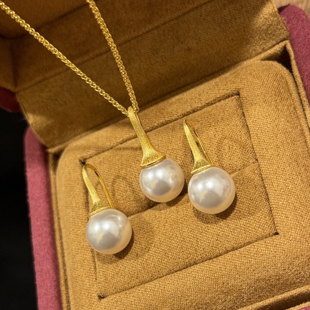 Колье и серьги гвоздики с жемчугом фото 9