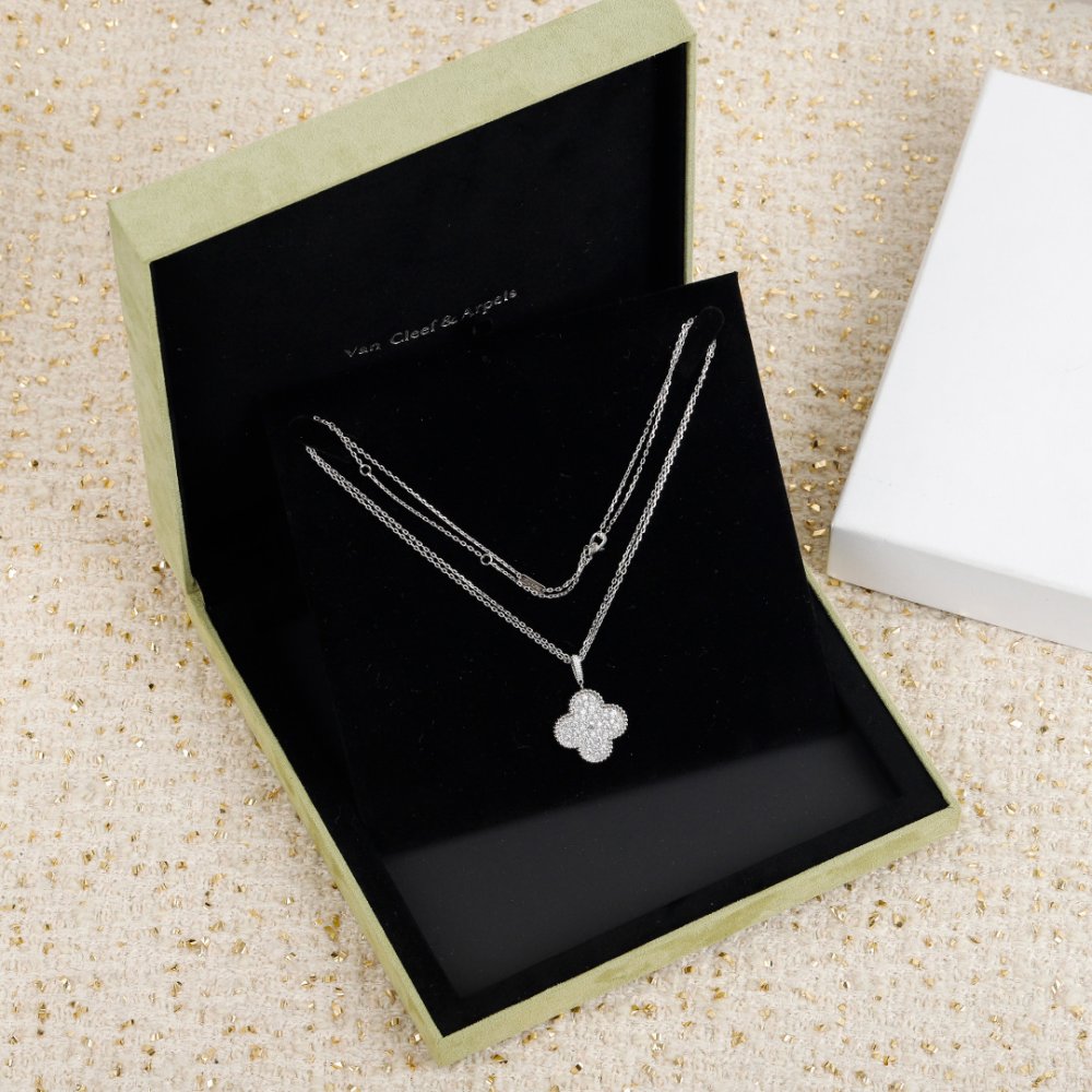 Кольє фото 2