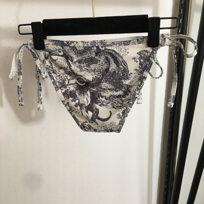 Комплект бикини из трех частей фото 4