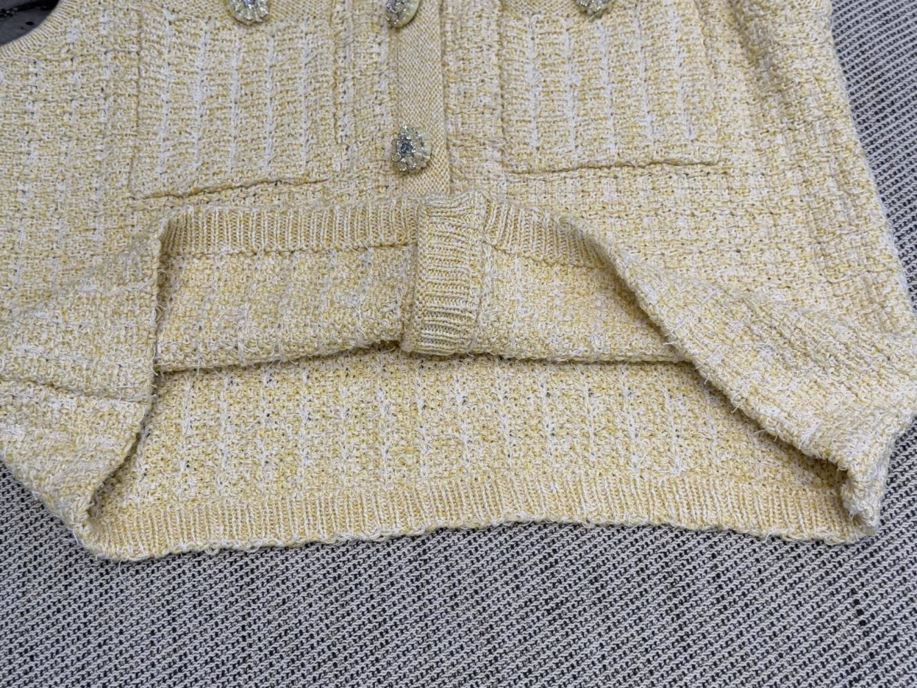 Комплект из кардигана и юбки без рукавов фото 11