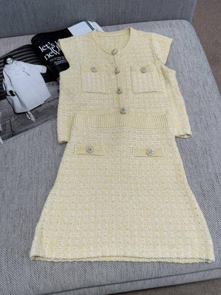 Комплект из кардигана и юбки без рукавов фото 5