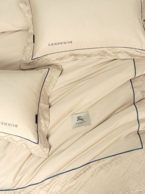 Комплект постельного белья фото 5