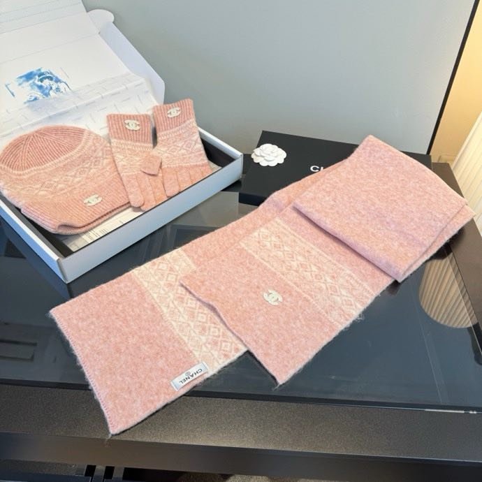 Set a cap, scarf and gloves фото 4