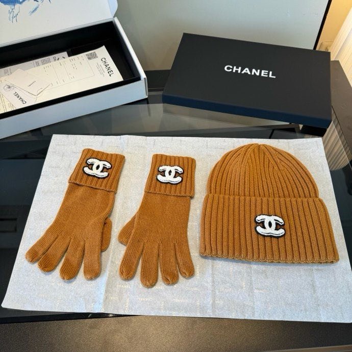 Комплект шапка, шарф і рукавички фото 6