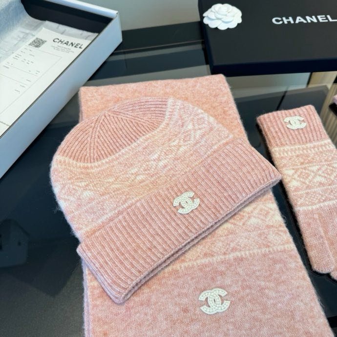 Set a cap, scarf and gloves фото 6