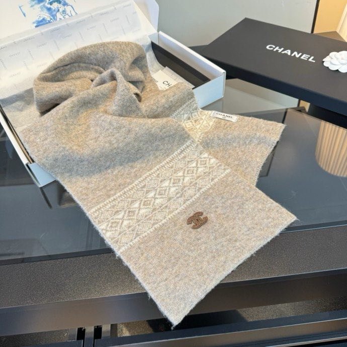 Комплект шапка, шарф і рукавички фото 7