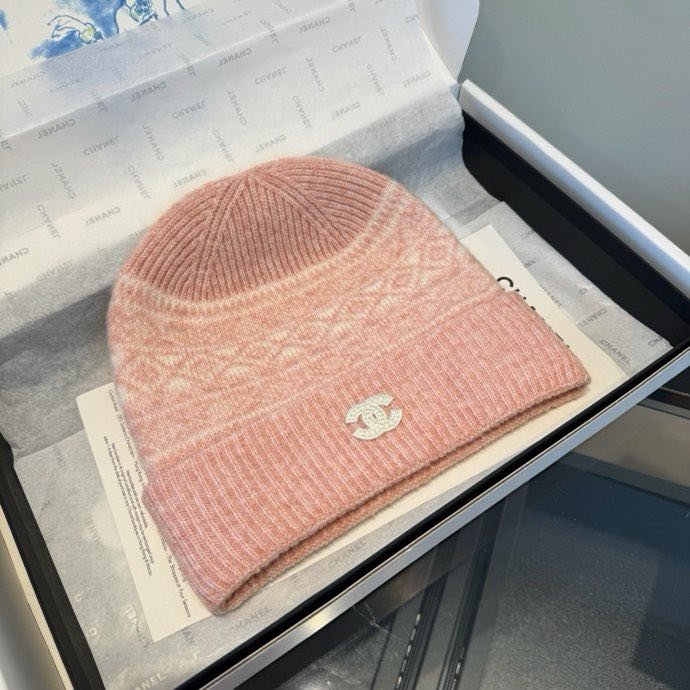 Set a cap, scarf and gloves фото 8