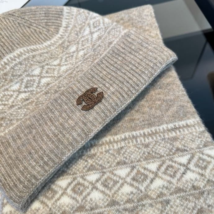 Комплект шапка, шарф і рукавички фото 9