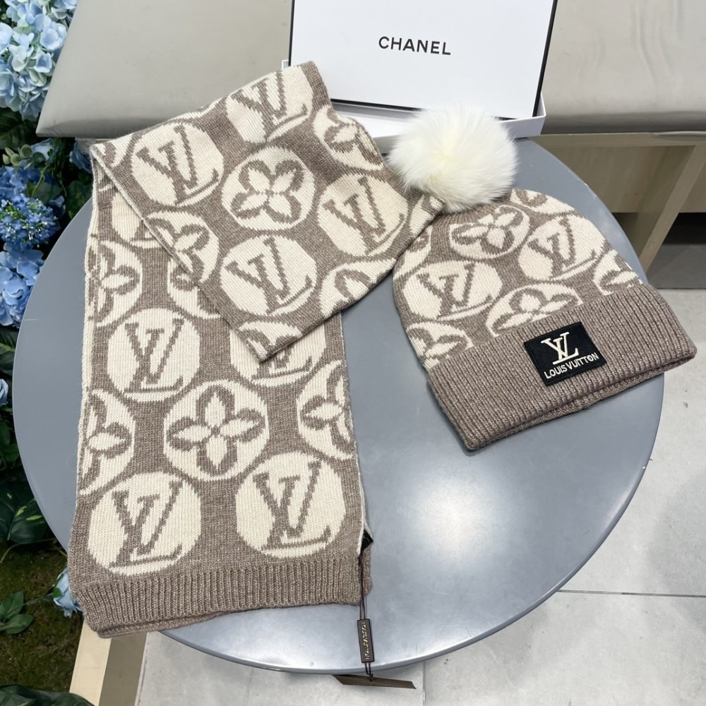 Комплект вовняні шапка і шарф фото 2