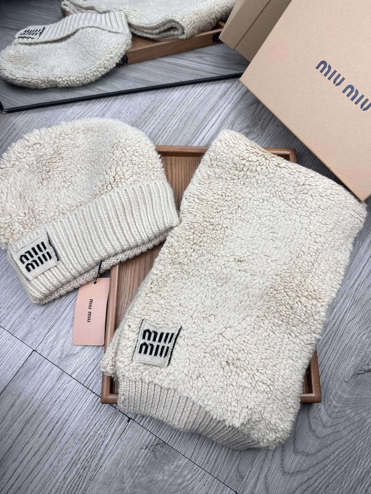 Комплект вовняні шапка і шарф фото 3