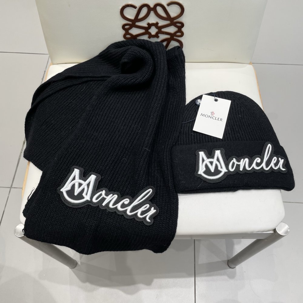 Комплект шерстяные шапка и шарф фото 4