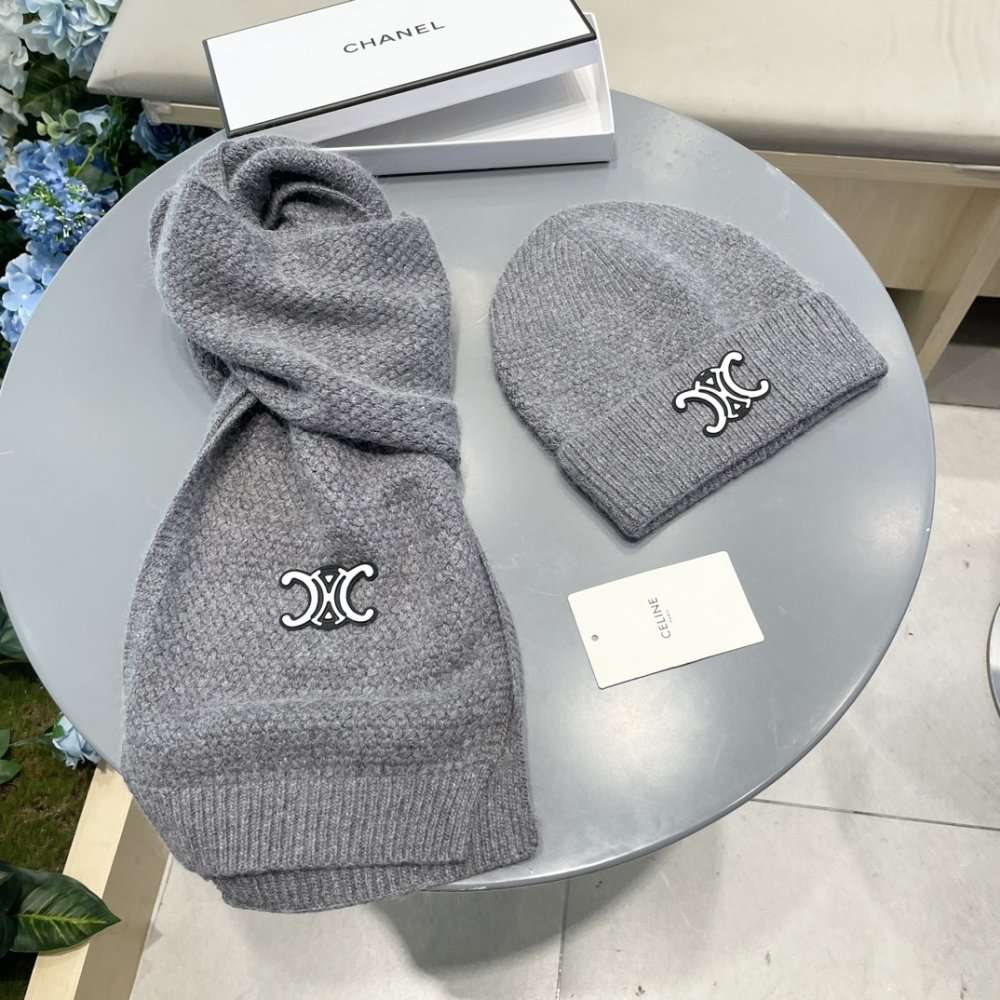 Комплект шерстяные шапка и шарф фото 4