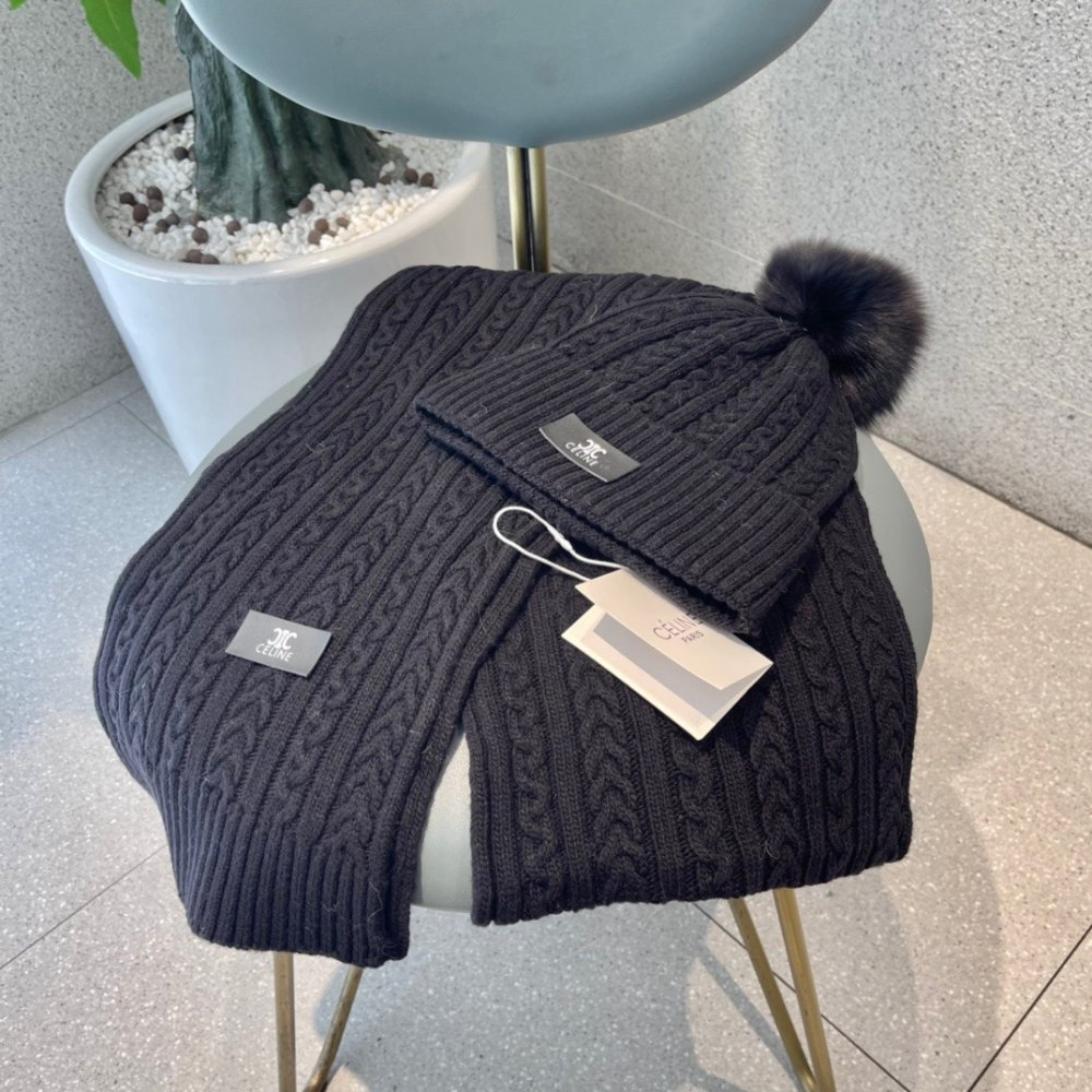 Комплект шерстяные шапка и шарф фото 4