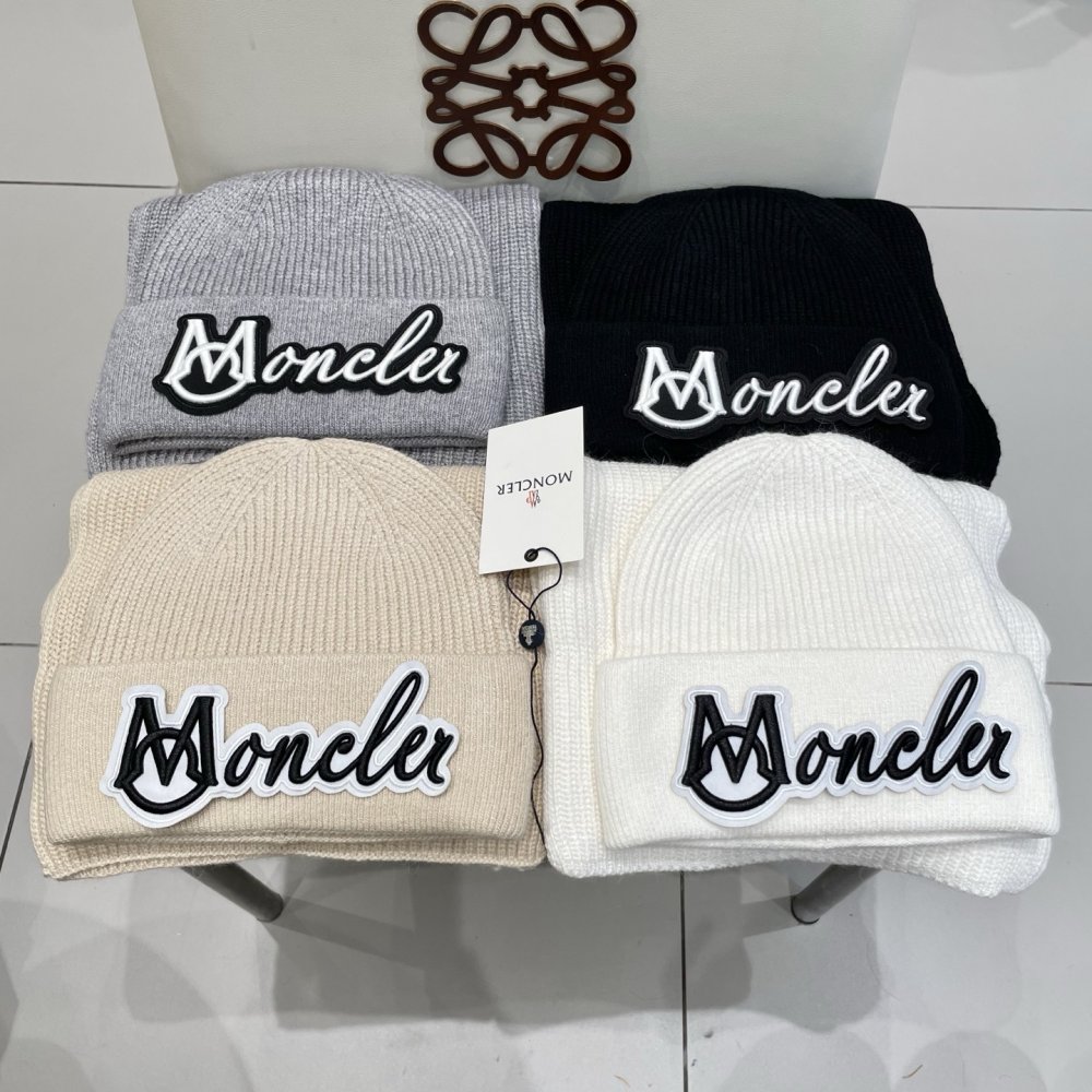 Комплект шерстяные шапка и шарф фото 5