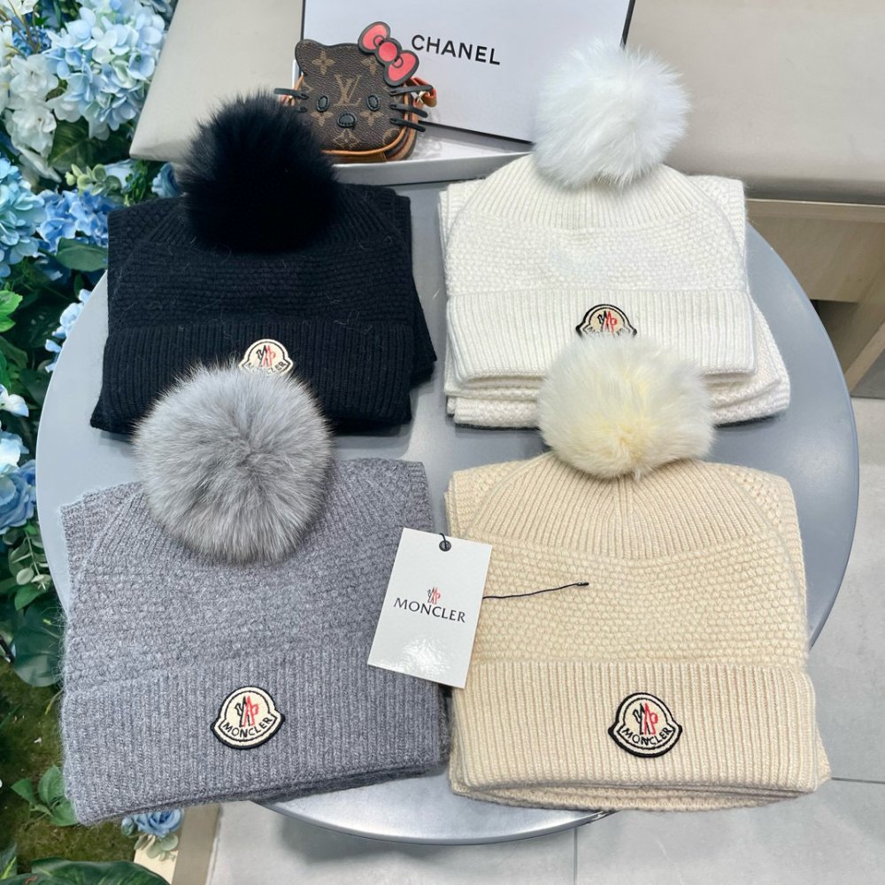 Комплект шерстяные шапка и шарф фото 5