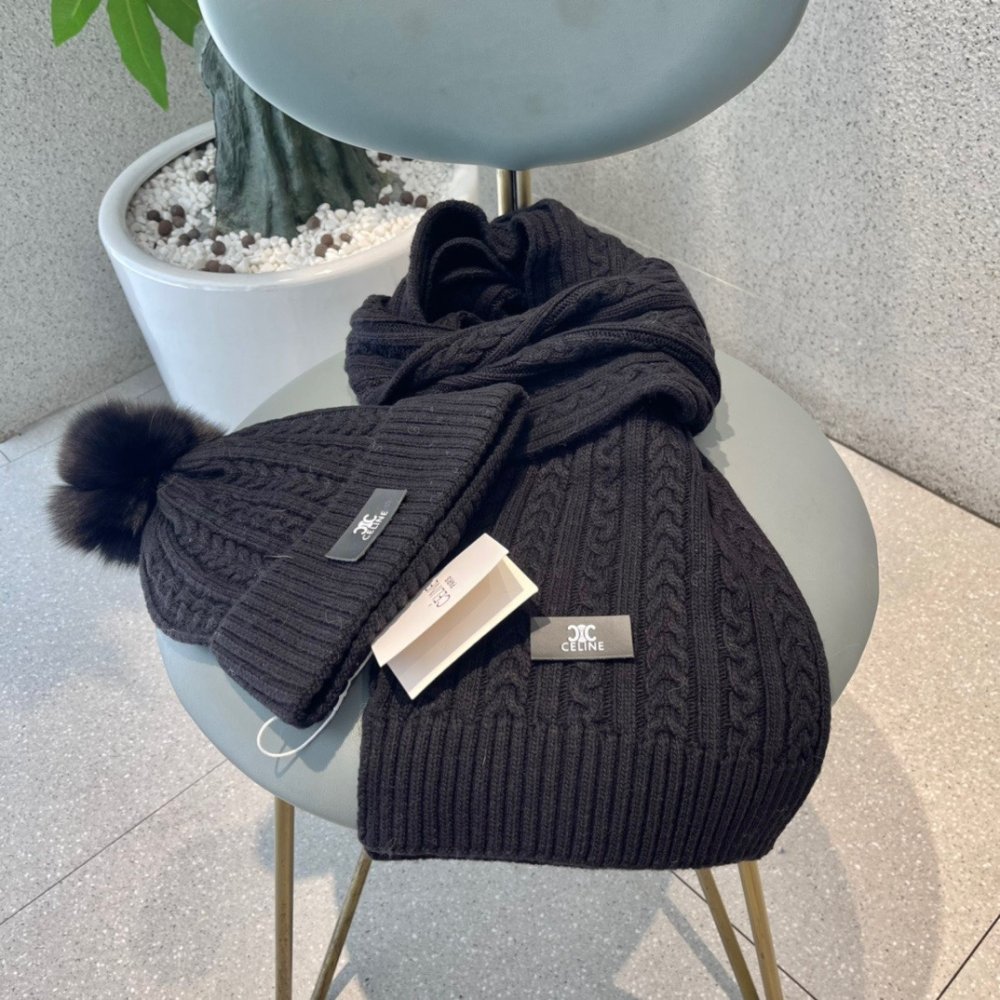 Комплект шерстяные шапка и шарф фото 5