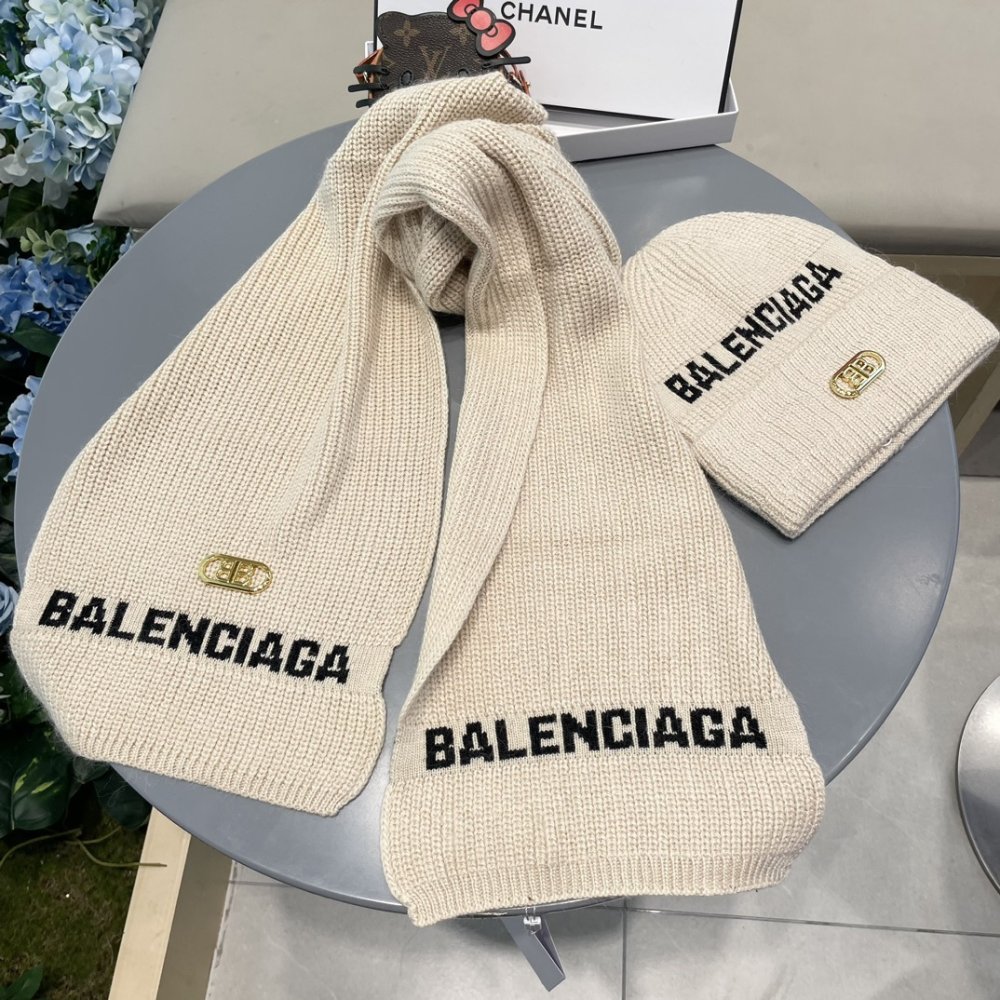 Комплект шерстяные шапка и шарф фото 6